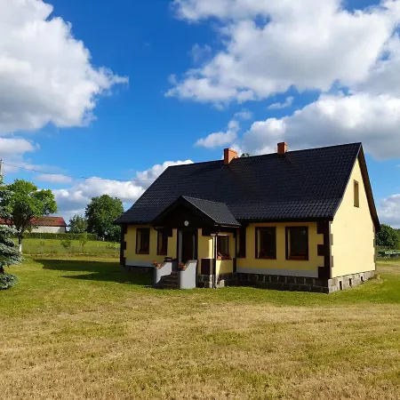Przystanek Nowekoprzywno - Zolty Pod Kasztanem 度假居