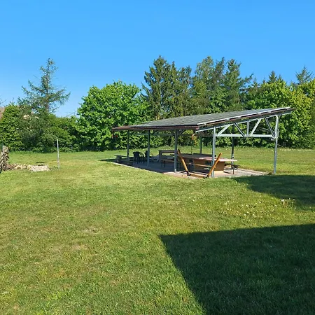 Przystanek Nowekoprzywno - Zolty Pod Kasztanem Casa vacanze