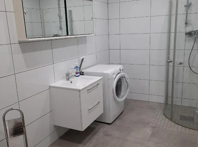 Ferienhaus Przystanek Nowekoprzywno - Zolty Pod Kasztanem