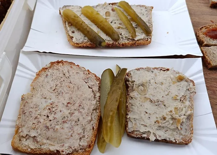 Ferienhaus Przystanek Nowekoprzywno - Zolty Pod Kasztanem *